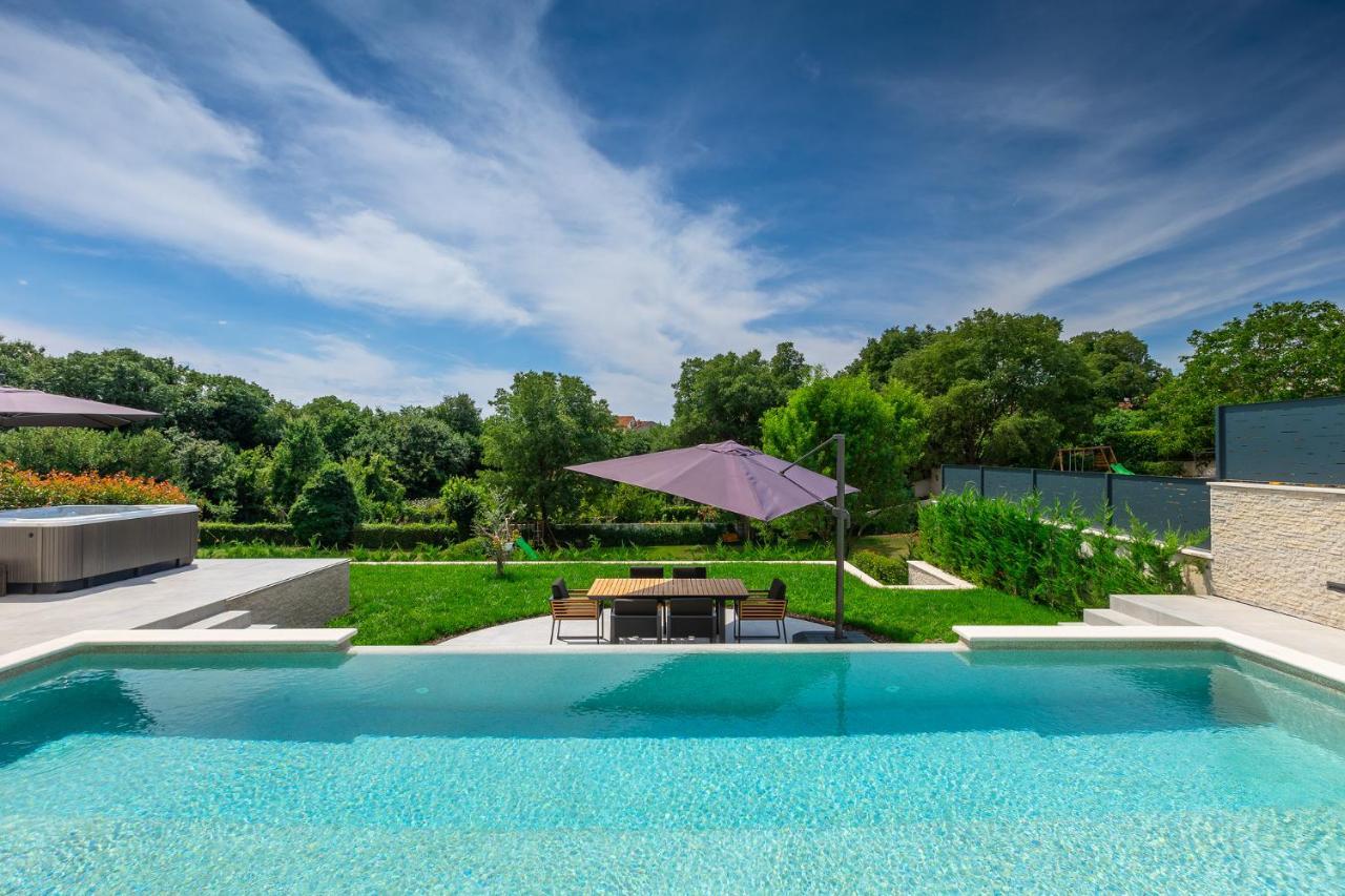 Villa Cascada Muntić Eksteriør bilde