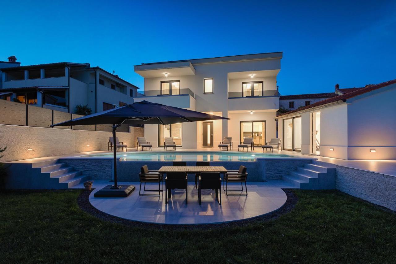 Villa Cascada Muntić Eksteriør bilde
